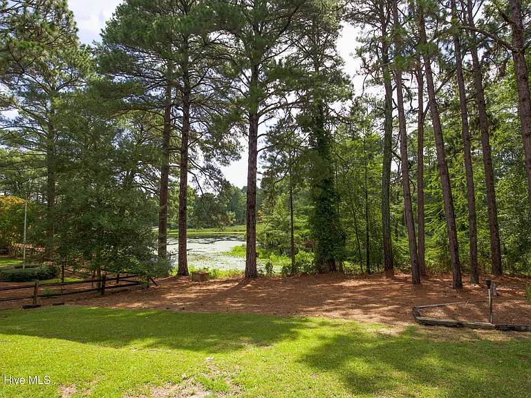 27 Par Dr — Photo 47