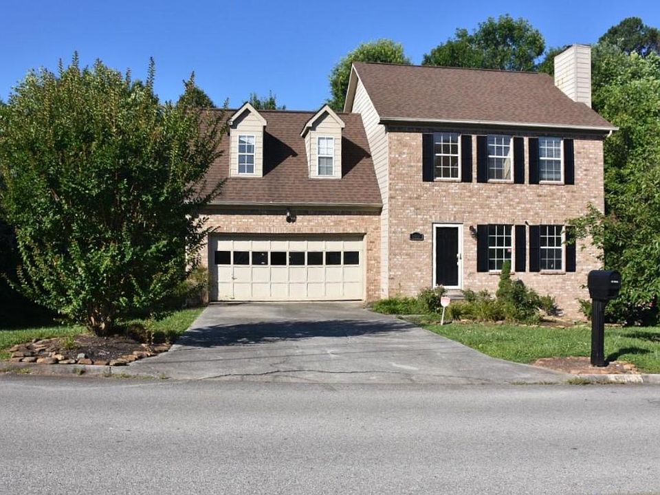 1st image of 8808 Barbee Ln #9