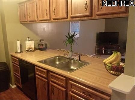 2nd image of 4757 Ledgewood Dr Unit 3E
