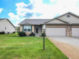 817 Daisy Cir NE, Demotte, IN 46310