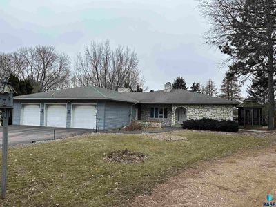 103 Pine Ln, Alcester, SD, 57001