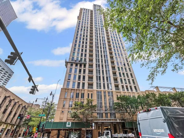 1250 S Michigan Ave APT 907, Chicago, IL 60605