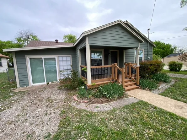 161 Hood Dr, Cedar Hill, TX 75104