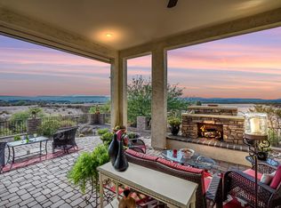 1755 N Coastland Ct, Green Valley, AZ 85614