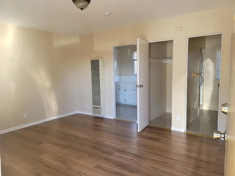 4924 W Washington Blvd — Photo 6