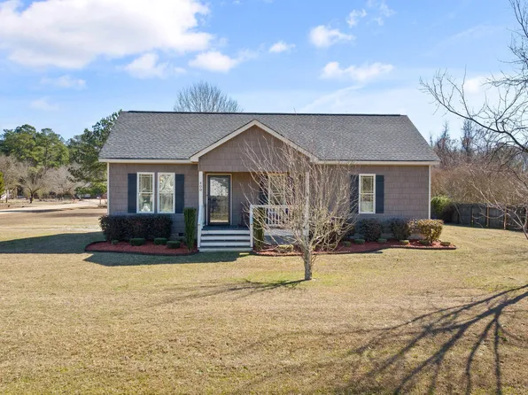 400 Allison Cir, Angier, NC 27501