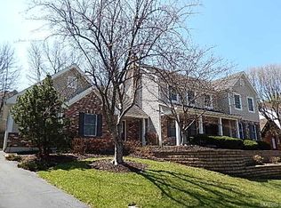 14284 Cedar Springs Dr, Chesterfield, MO