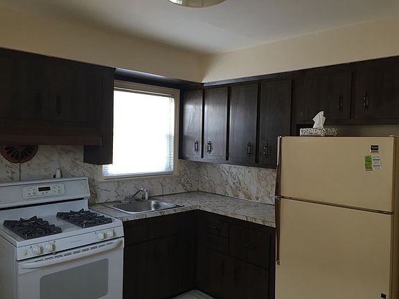 5th image of 67 Garwood Ct N