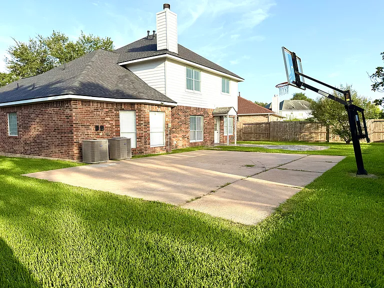 3122 Gatesbury North Dr — Photo 3