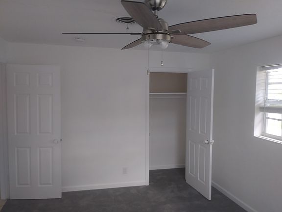 5th image of 2861 SW 9th St