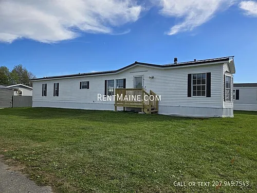 118 E St Photo 1