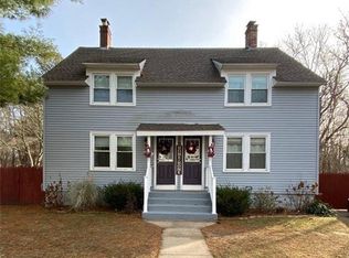 76 Bowling Ln, Bradford, RI 02808