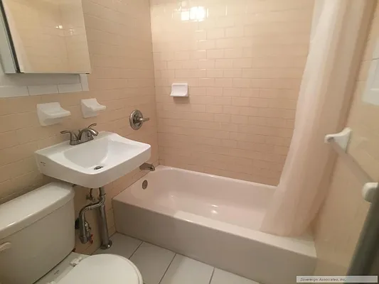 Rented by Sovereign Associates | media 46