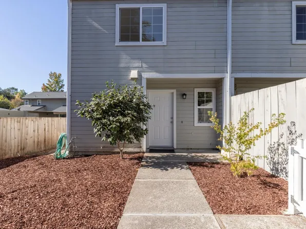 1466 Townview Avenue, Santa Rosa, CA 95405