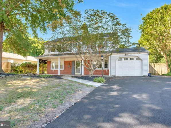 12321 Firtree Ln, Bowie, MD 20715