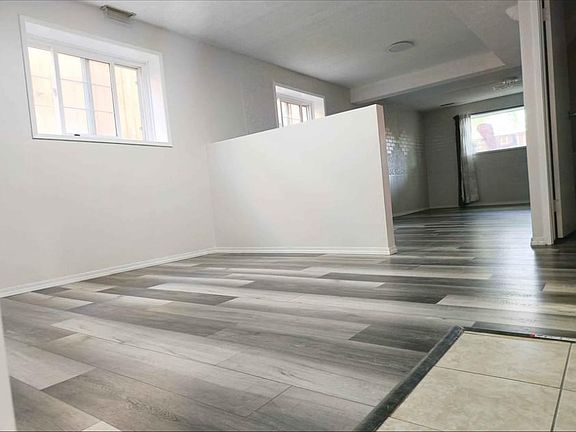 4th image of 106 W Douglas Ave W #9
