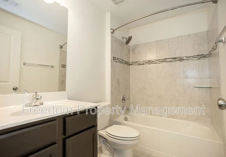2425 Morgans Point Dr — Photo 75