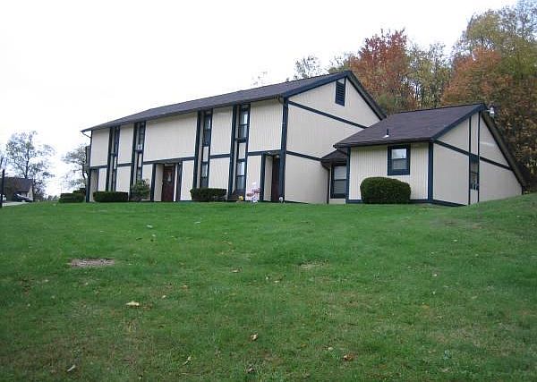 2nd image of 616 Sand Hill Rd #30