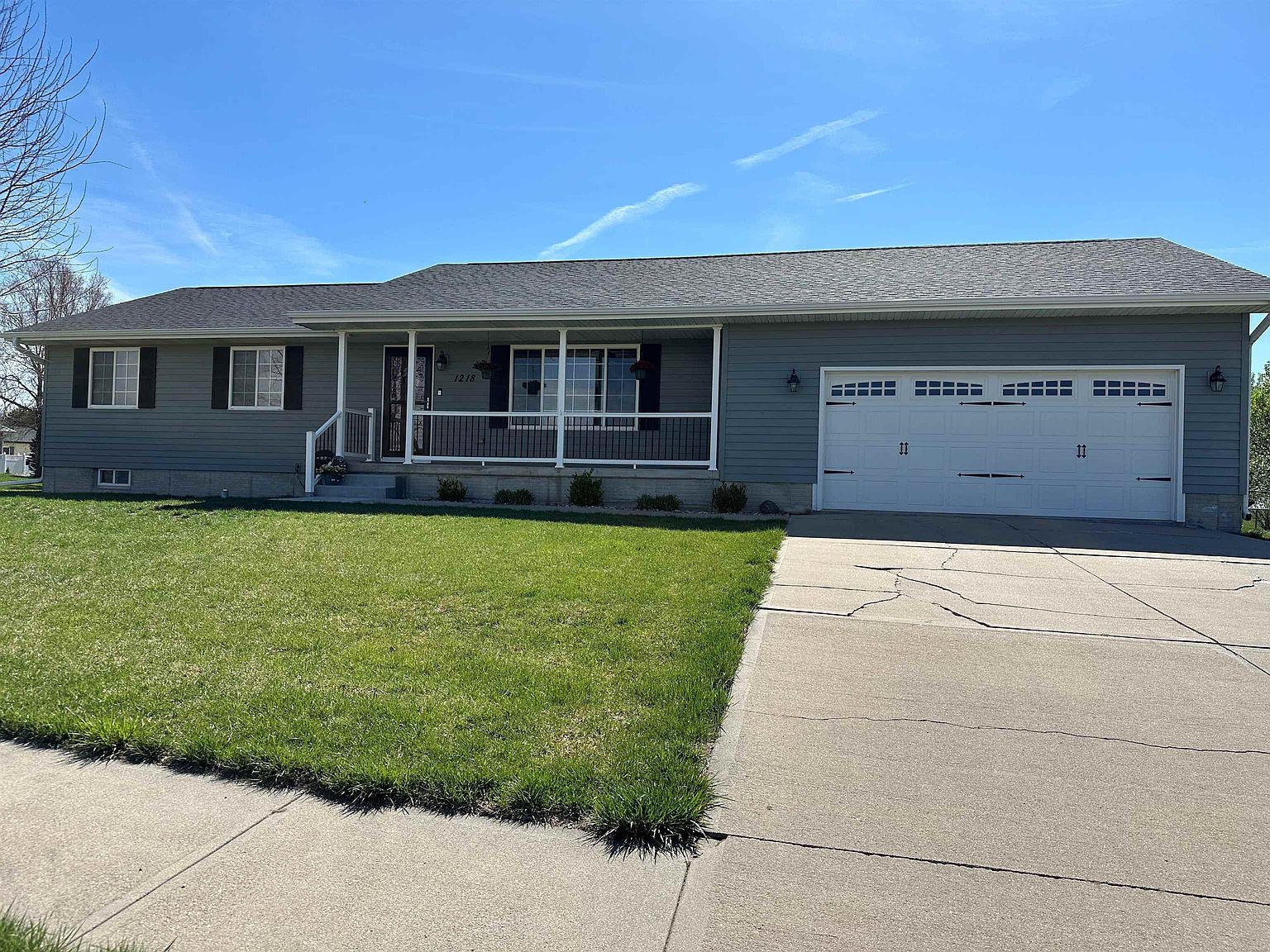 1218 Hillcrest Dr, Juniata, NE 68955 MLS 20240079 Zillow