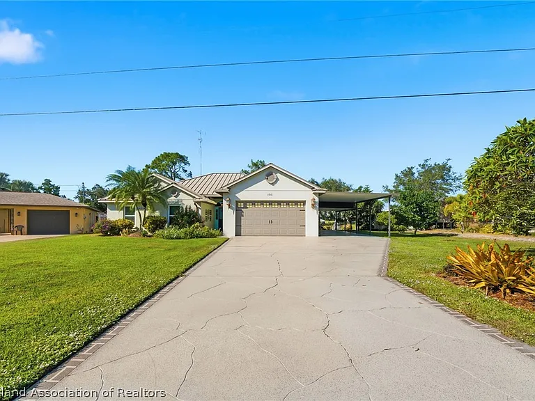 105 Fern Ct — Photo 41