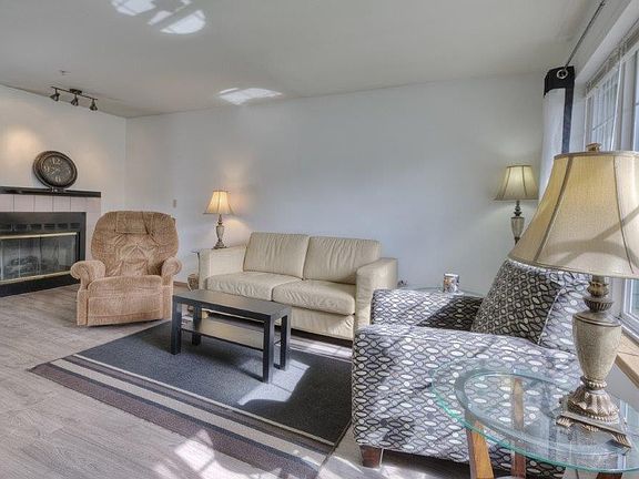 4th image of 1811 F St SE APT 16