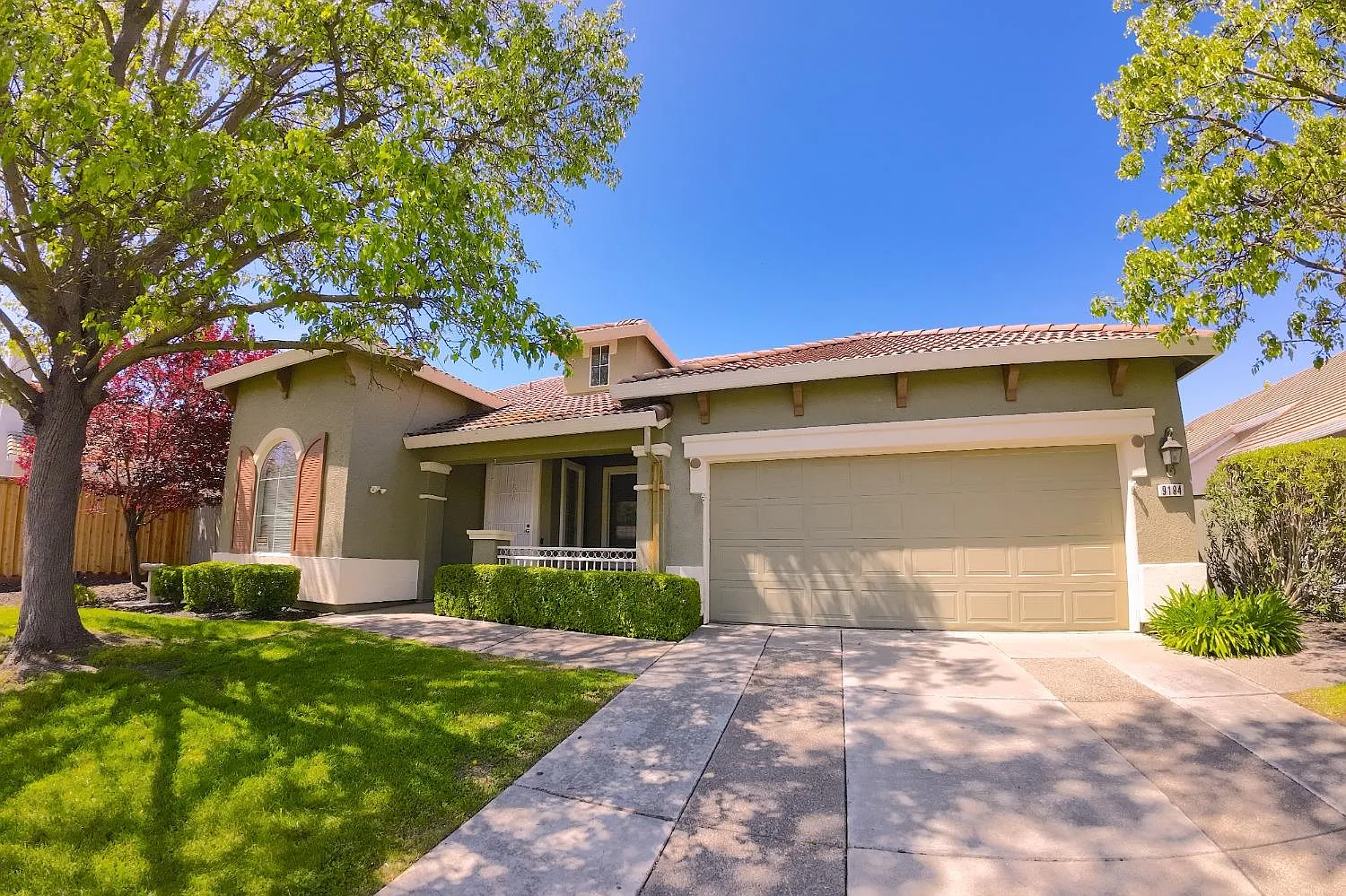 9184 Ephraim Way photo 1