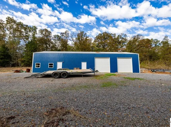 10471 State Route 121 S, New Concord, KY 42076