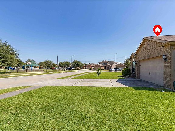 3rd image of 6903 Musclewood Rd