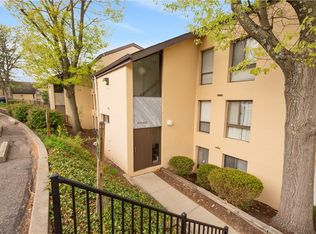 2034 Swallow Hill Rd APT 420, Pittsburgh, PA 15220