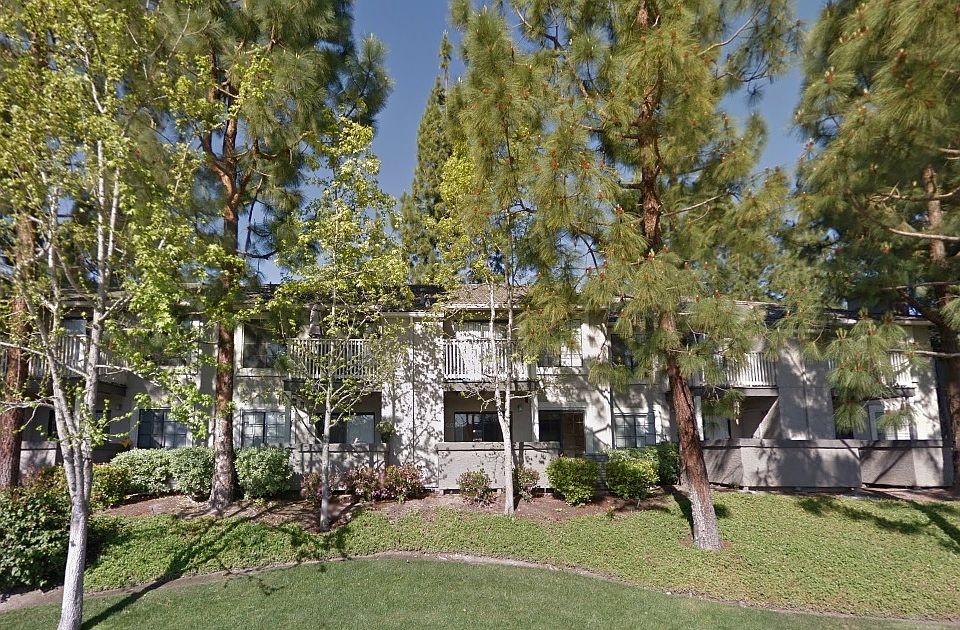1st image of 14984 Avenida Venusto Unit 44