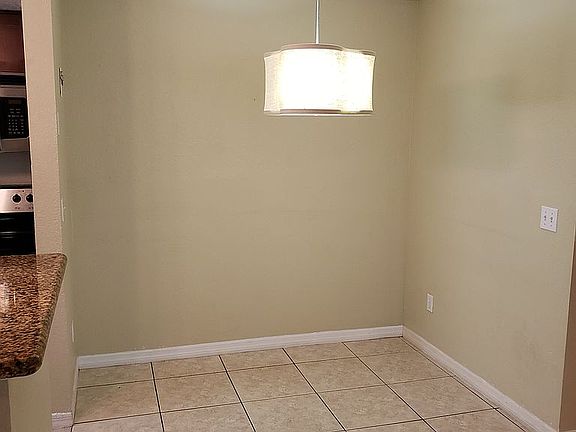 3rd image of 5168 Conroy Rd APT 1611