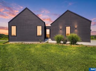 19745 SW 58th St, Hallam, NE 68368
