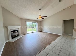 2094 Forest Gate Dr W, Jacksonville, FL 32246