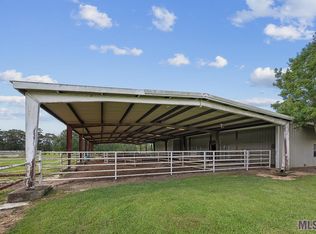 14162 Peairs Rd, Zachary, LA 70791