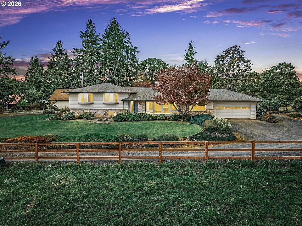 1st image of 32851 Gilmore Rd