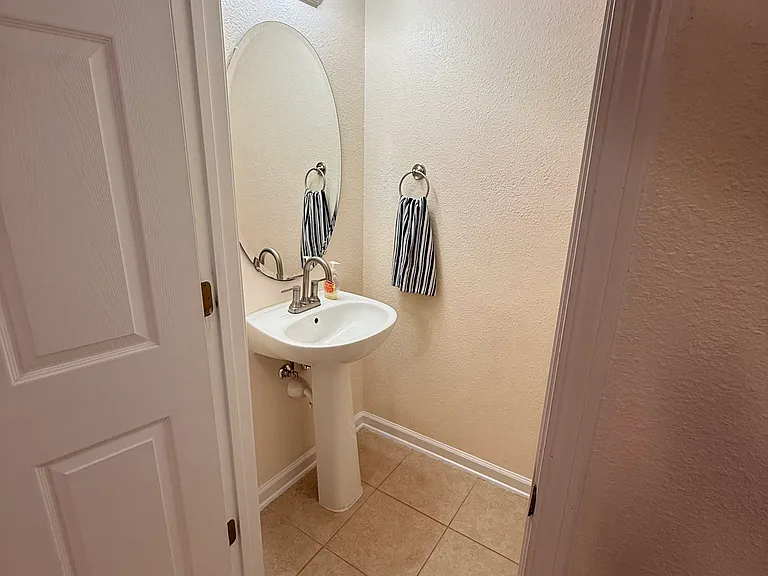 5922 Brice Ct — Photo 5
