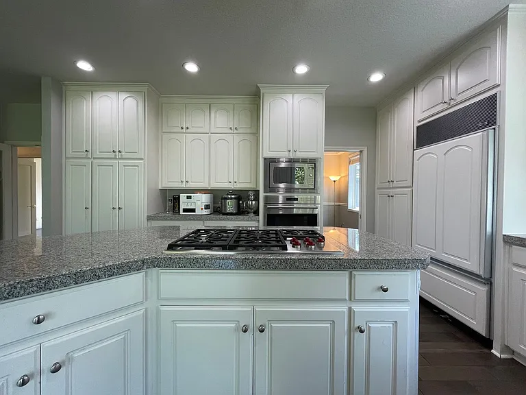 211 NW 110th Ave — Photo 11