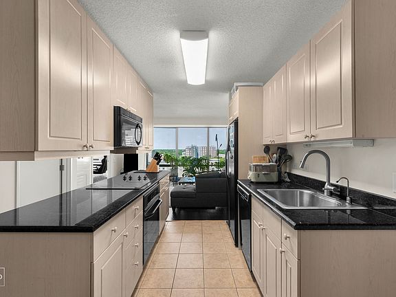 4th image of 800 Elgin Rd APT 1206