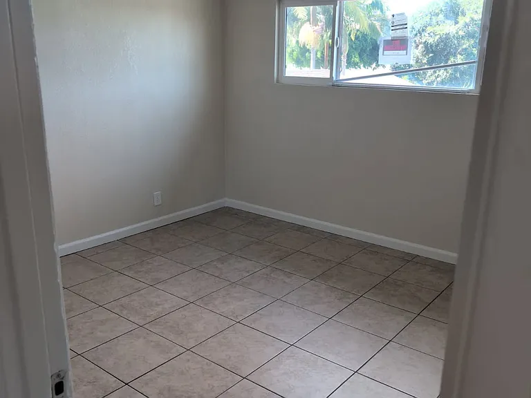 6040 Gotham St #1/2 — Photo 9
