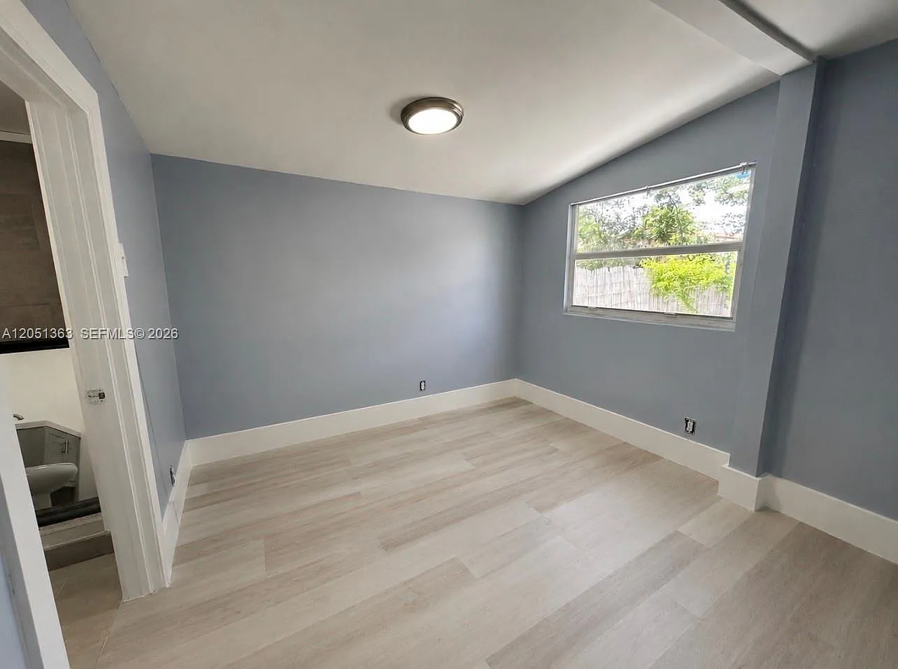 Evanston Heights — Photo 3