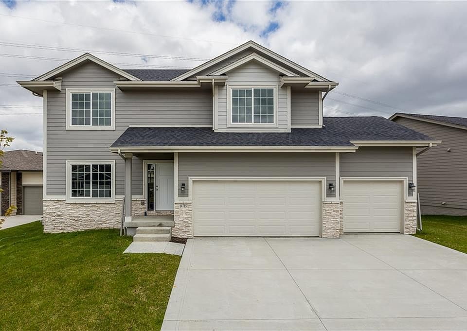 1st image of 14715 Bentwood Cir