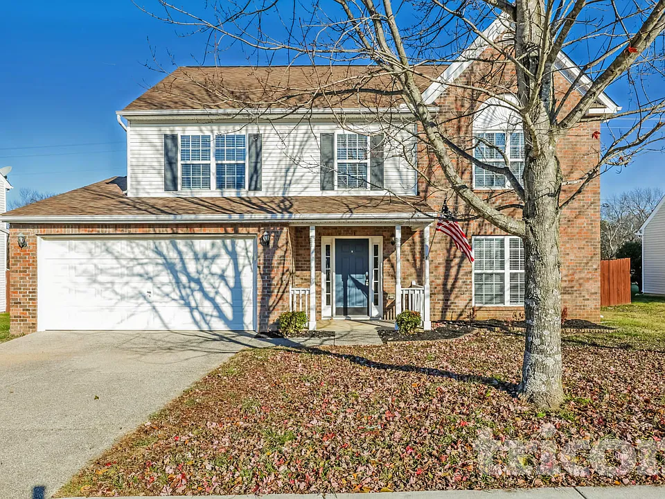 1402 Weston Ln