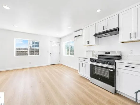 1428 W 59th St #3/4, Los Angeles, CA 90047