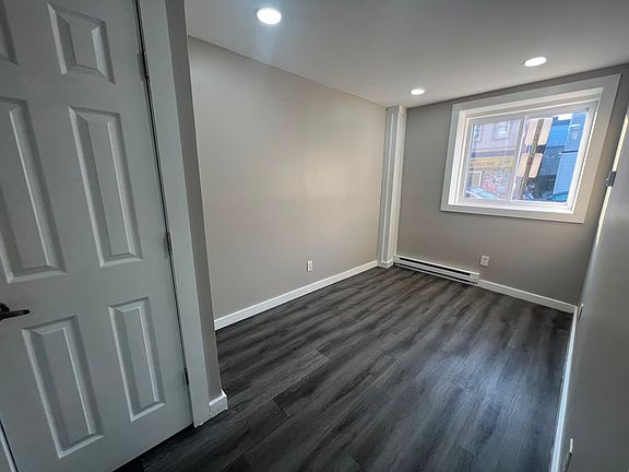4th image of 181 Sherman St APT B