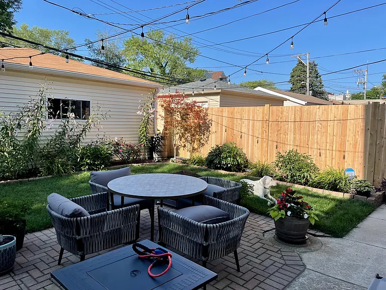 1644 W Farragut Ave #2 — Photo 10