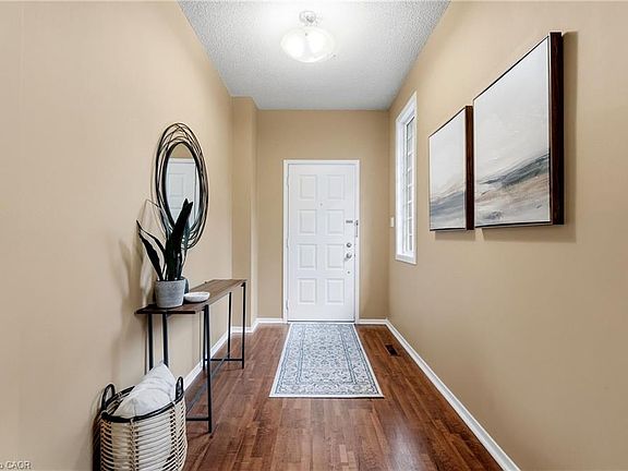 4th image of 2178 Madden Blvd