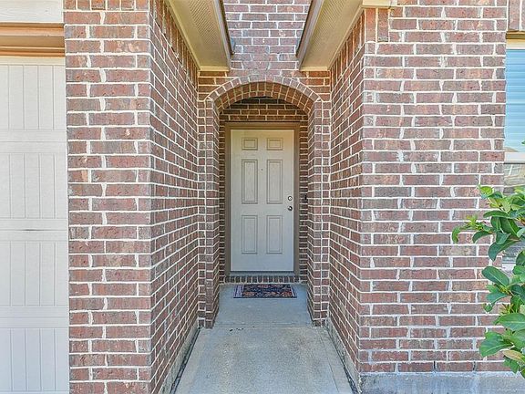 3rd image of 14023 Brunswick Place Dr