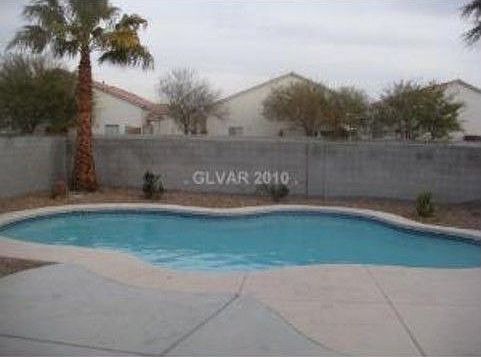 5th image of 5464 Walcott Dr