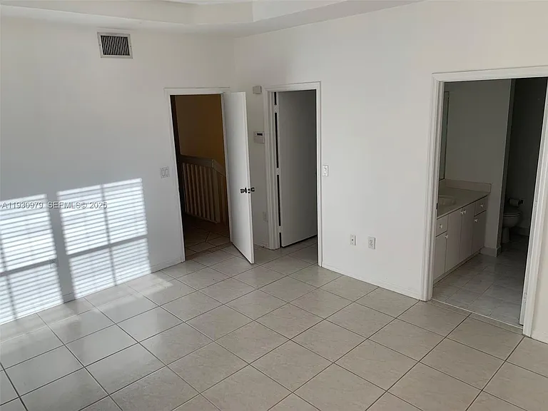 3150 SW 152nd Pl #3150 — Photo 15