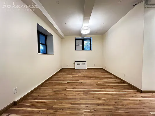 Rented by Bohemia Realty Group | media 25